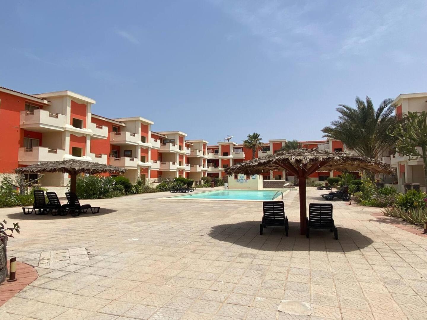 Djadsal Moradias - By Bobbywashere Santa Maria Exterior photo